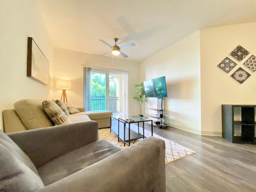 month-to-month rental Tampa